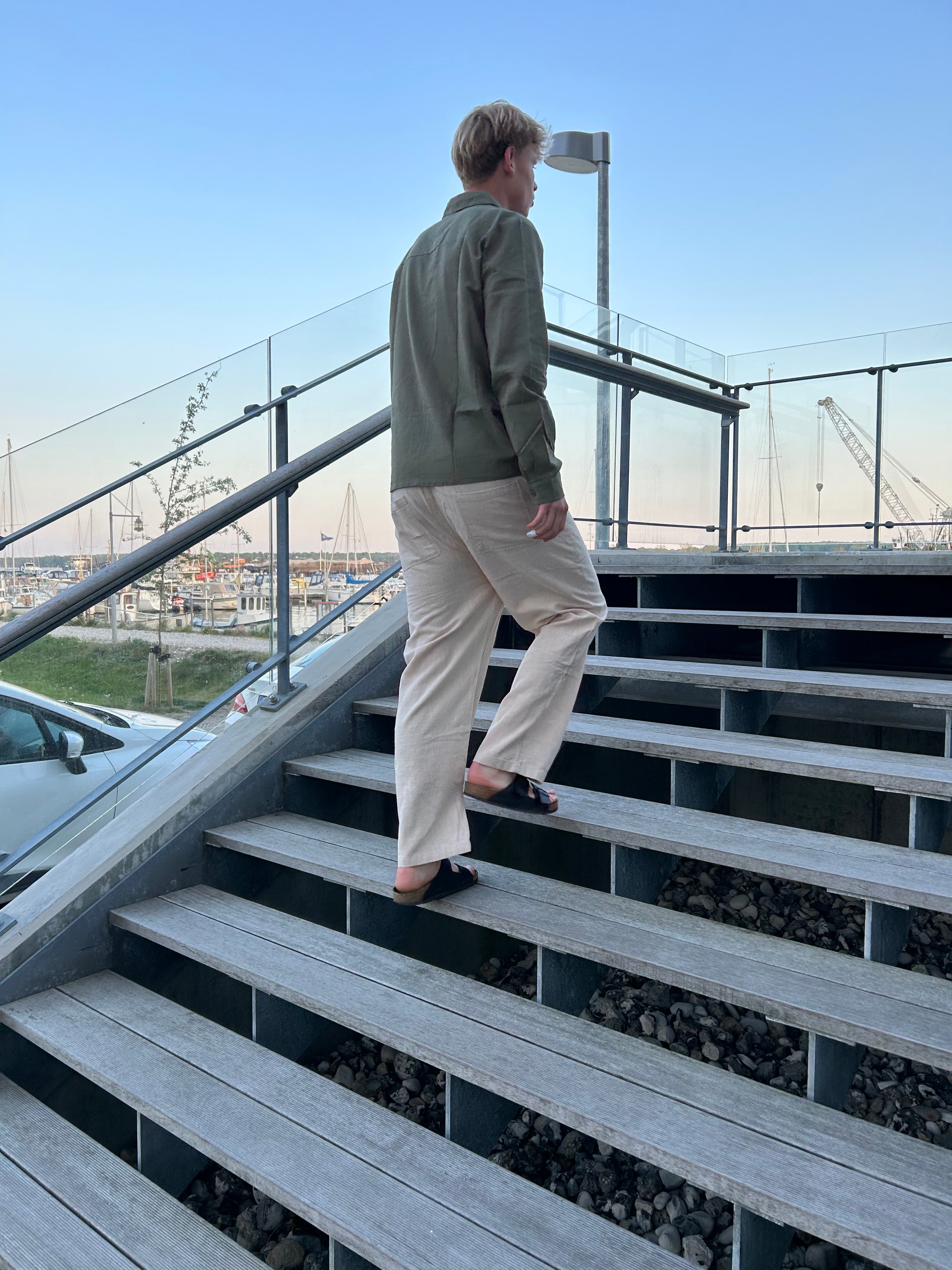 LANGÆRMET HØRSKJORTE - OLIVEN GRØN