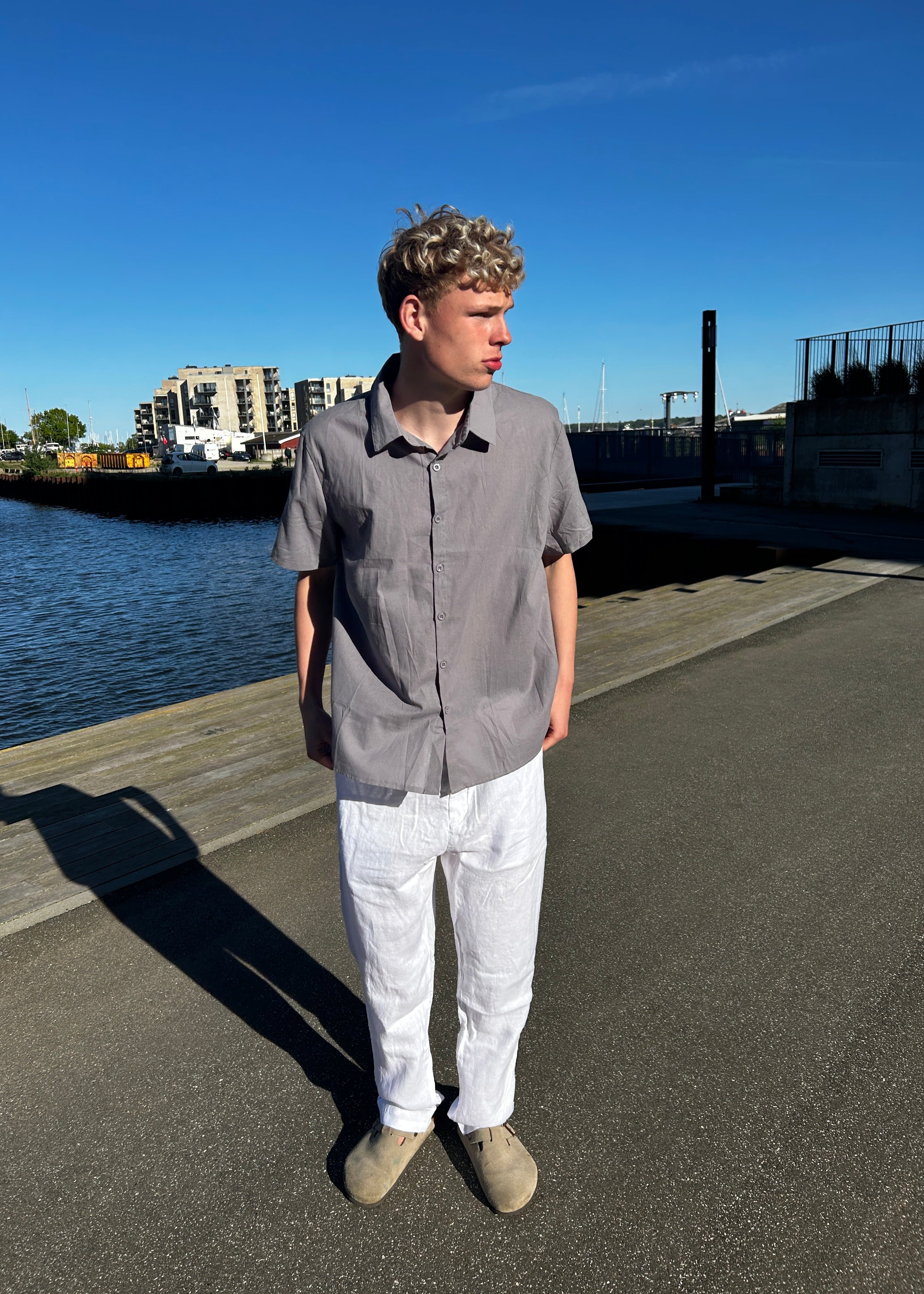 KORTÆRMET HØRSKJORTE - GRÅ