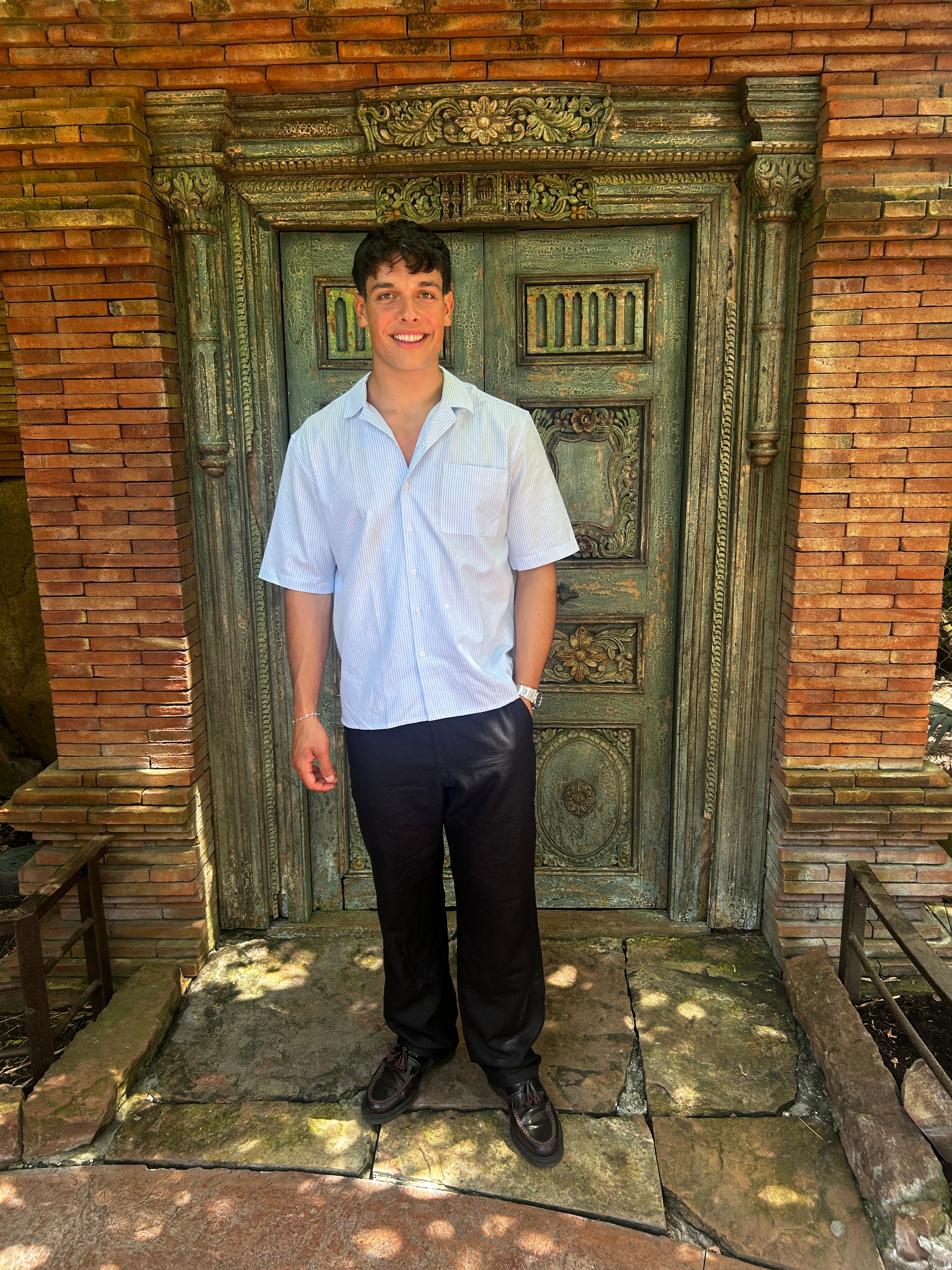 KORTÆRMET SKJORTE - TYND BLÅSTRIBET