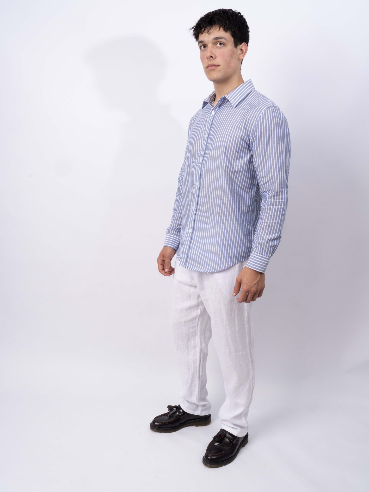 LANGÆRMET SKJORTE - BLÅSTRIBET