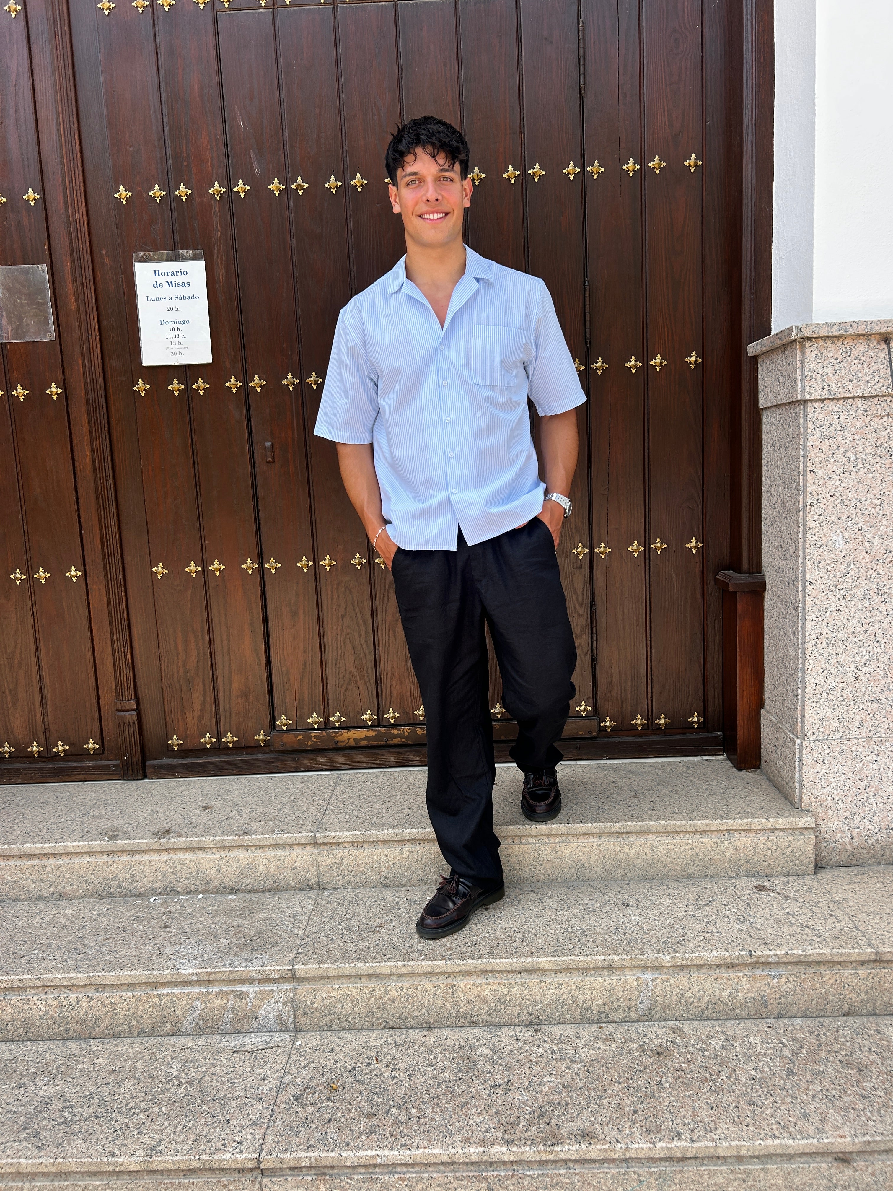 KORTÆRMET SKJORTE - TYND BLÅSTRIBET