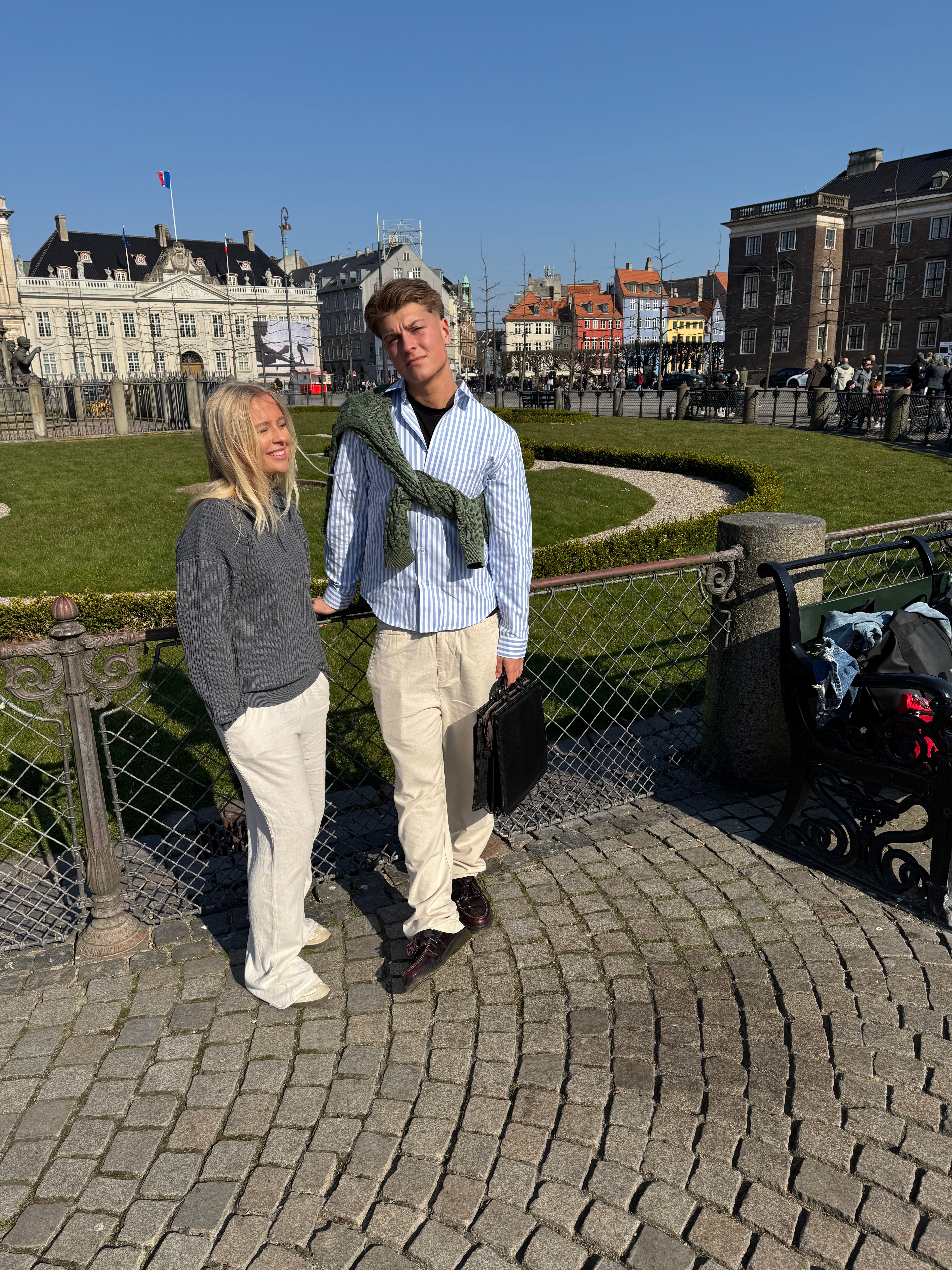 HALF ZIP - GRÅ