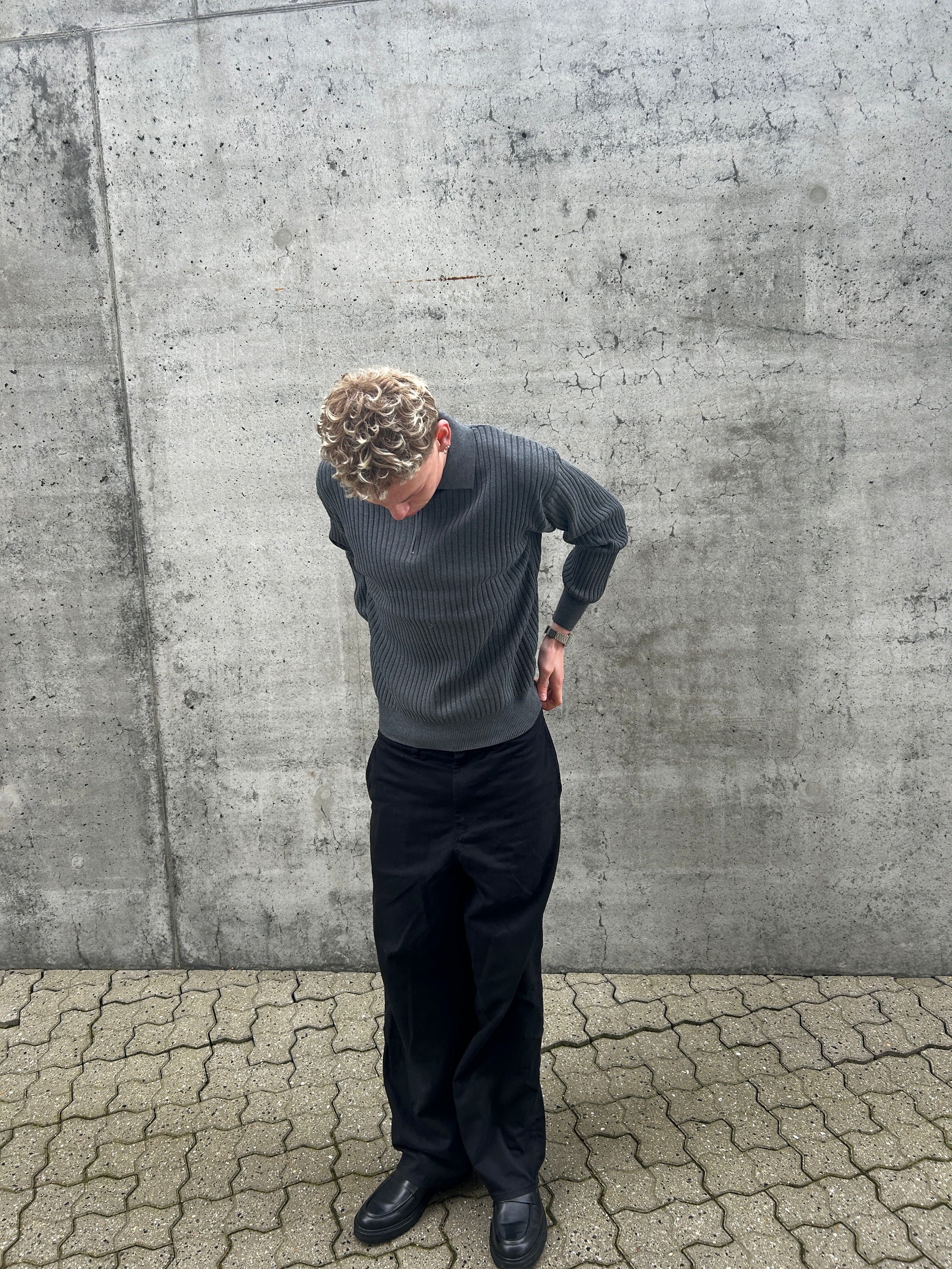HALF ZIP - GRÅ