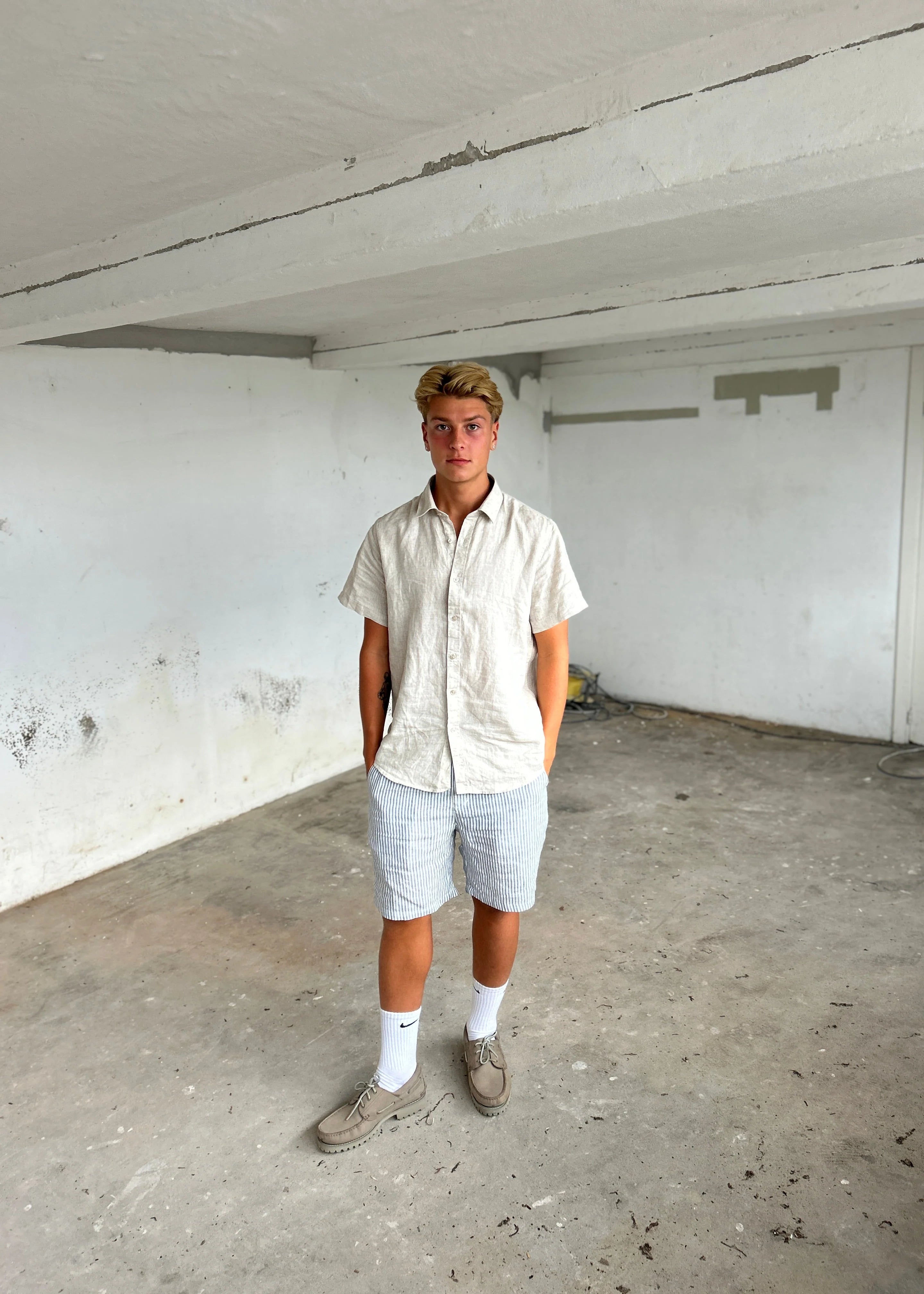 KORTÆRMET 100% HØRSKJORTE - BEIGE