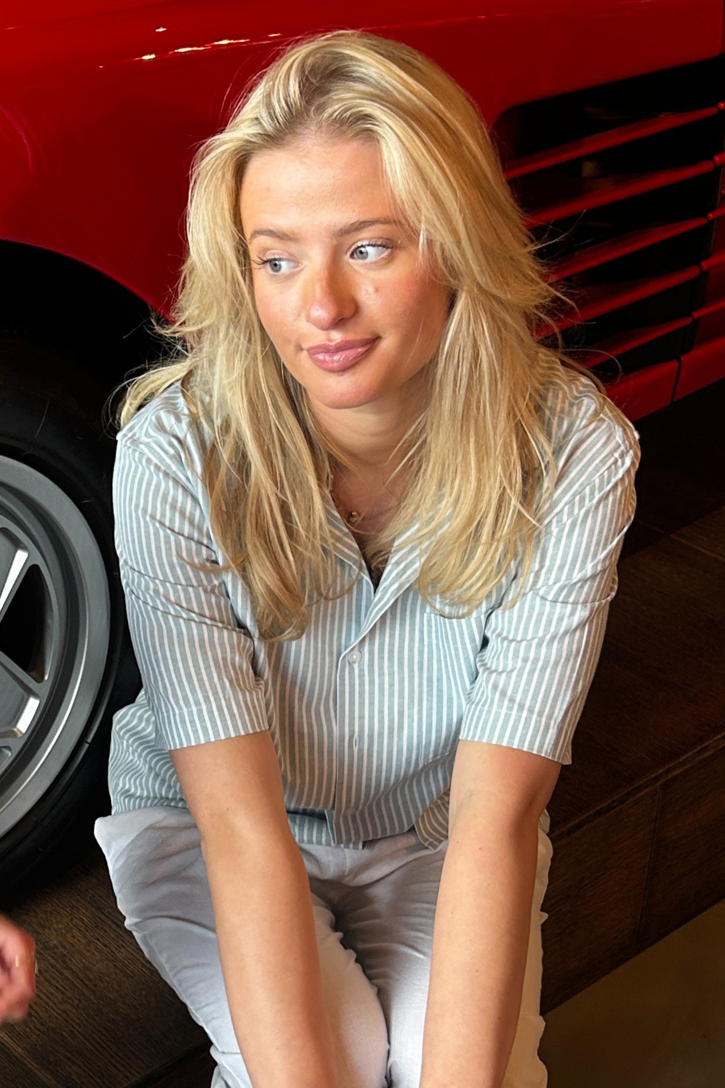 KORTÆRMET SKJORTE - GRØNSTRIBET