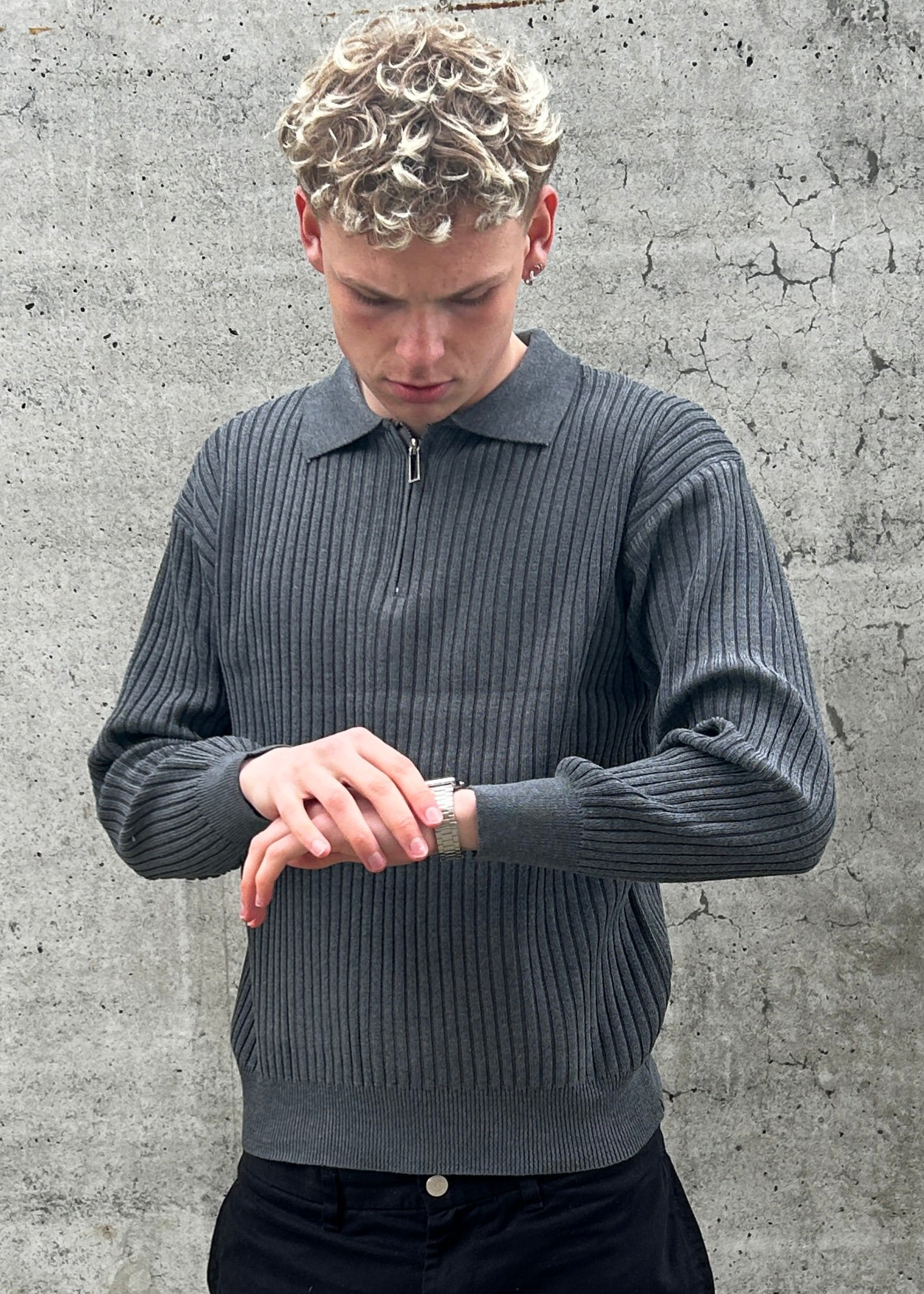 HALF ZIP - GRÅ